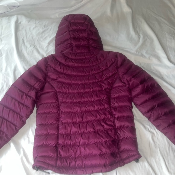 LL Bean Puffer Jacket - Picture 3 of 7